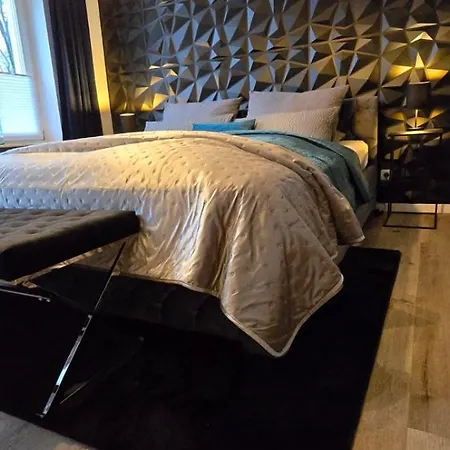 Wohnen Am Schlosspark - Mastersuite * باد سالزفلن