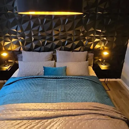 Wohnen Am Schlosspark - Mastersuite باد سالزفلن